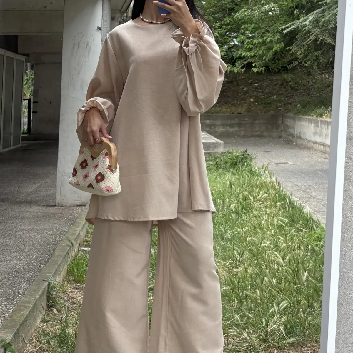 Ensemble nelia